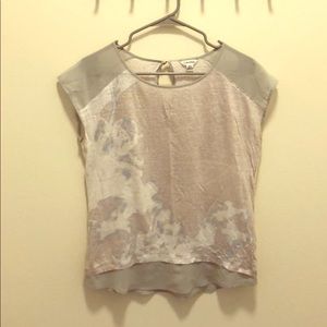 Sleeveless Calvin Klein Blouse